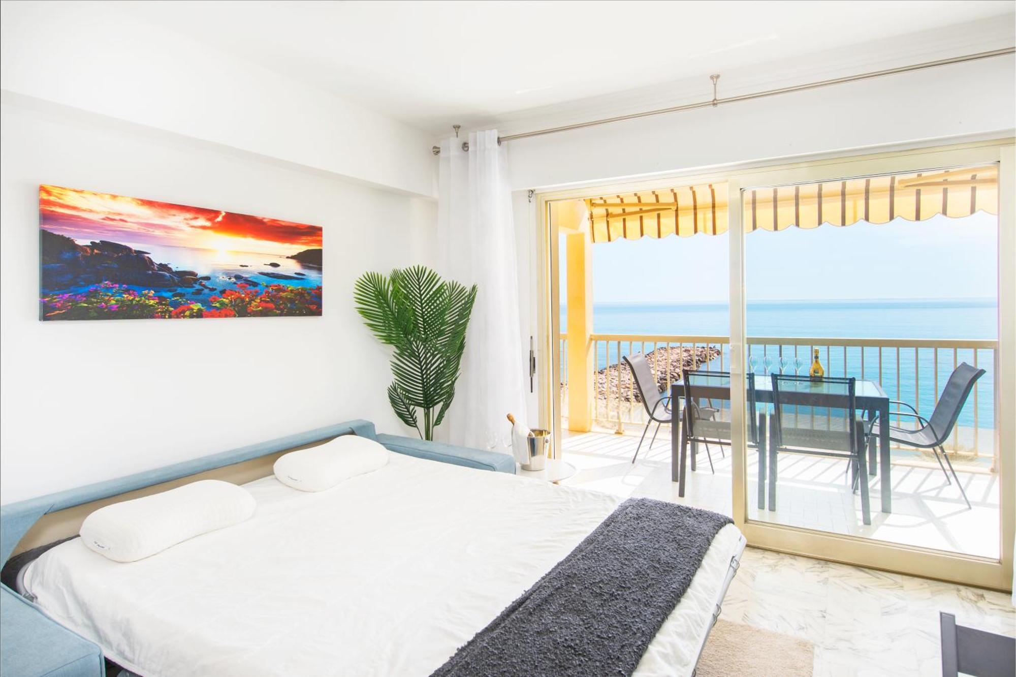Roquebrune Plage - Terrace Splendid Sea View - BW Екстер'єр фото
