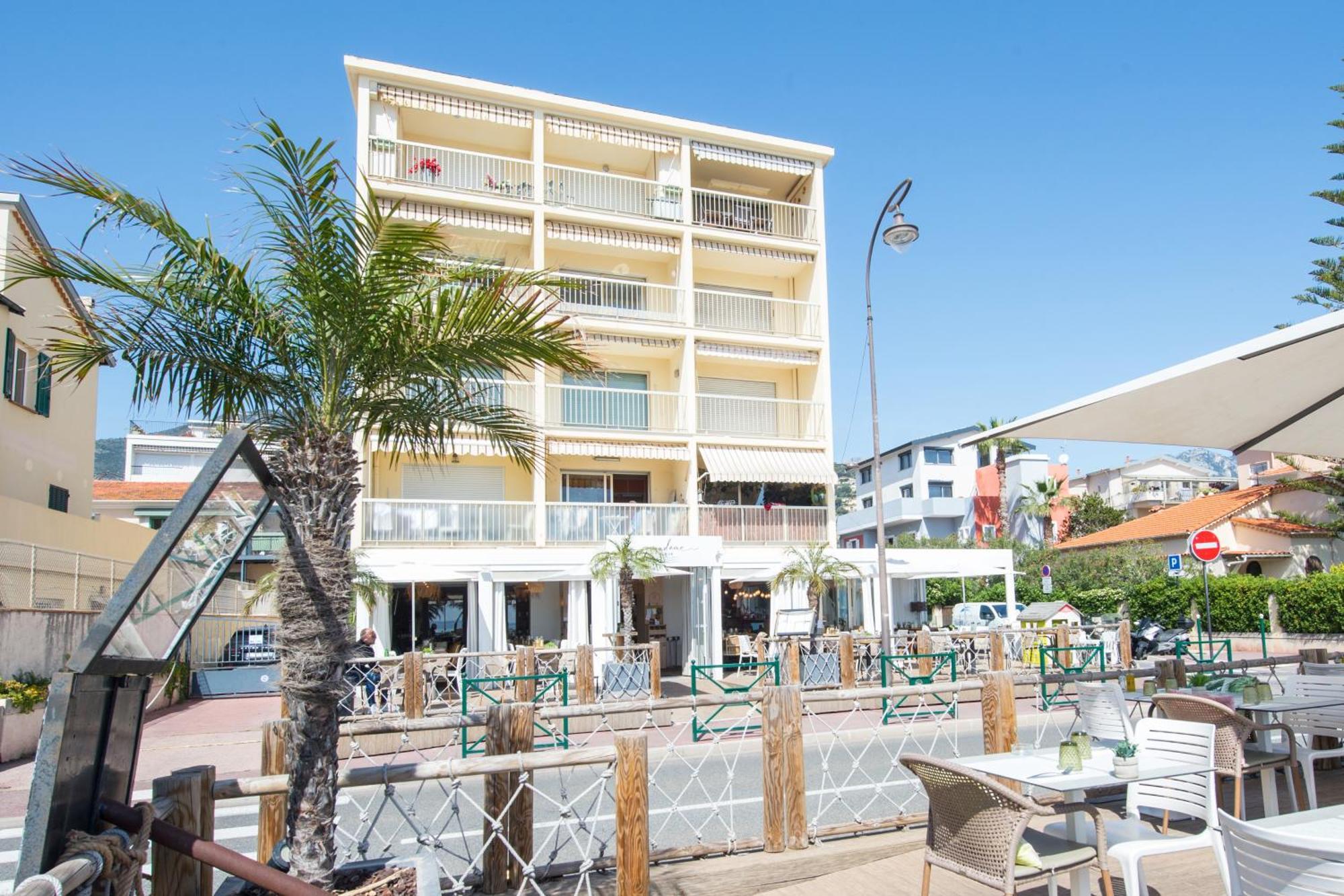 Roquebrune Plage - Terrace Splendid Sea View - BW Екстер'єр фото